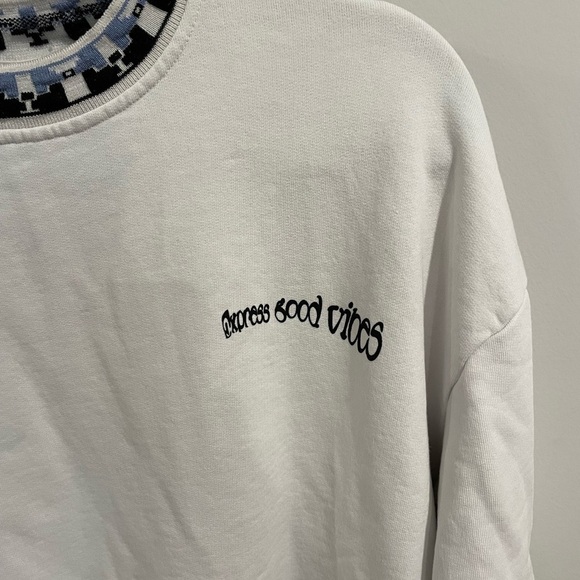 Zara Express Good Vibes Crewneck - Picture 3 of 8